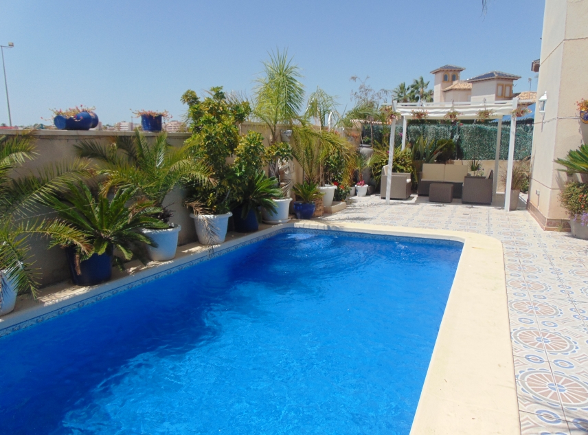 Archived - Villa for sale - Orihuela Costa - Playa Flamenca