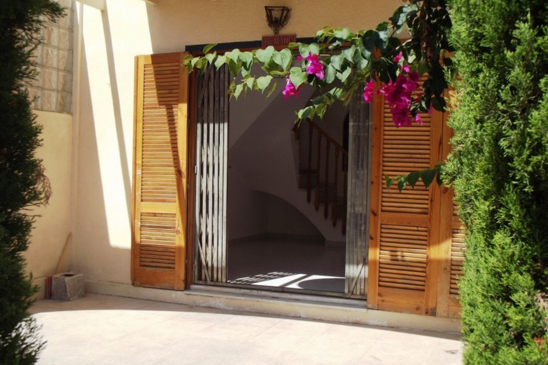Bargain 2 bedroom townhouse for sale El Chaparral, Spain front entrance