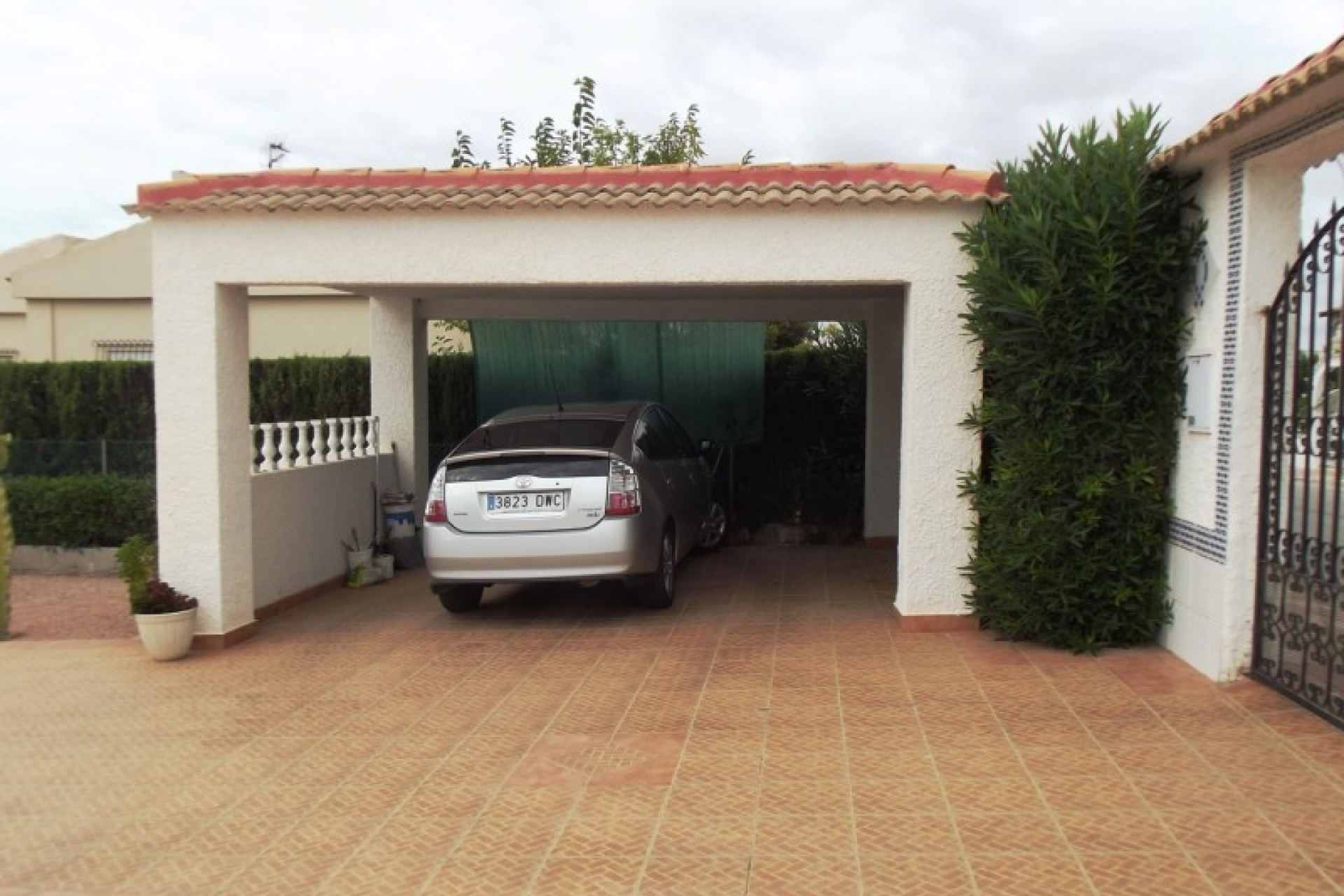 Bargain detached villa in La Siesta for sale close to Torrevieja, Spain