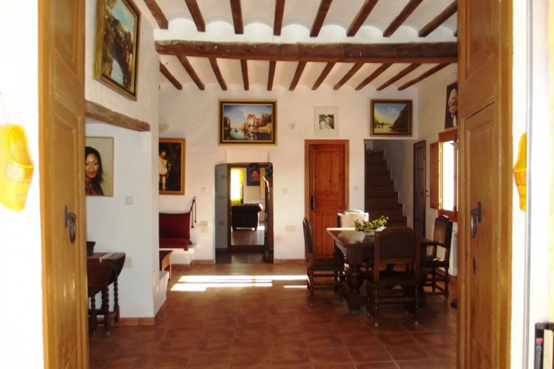 Bargain Finca for sale in Aspe near Elche and Alicante property for sale on Spains Costa Blanca cheap property for sale.