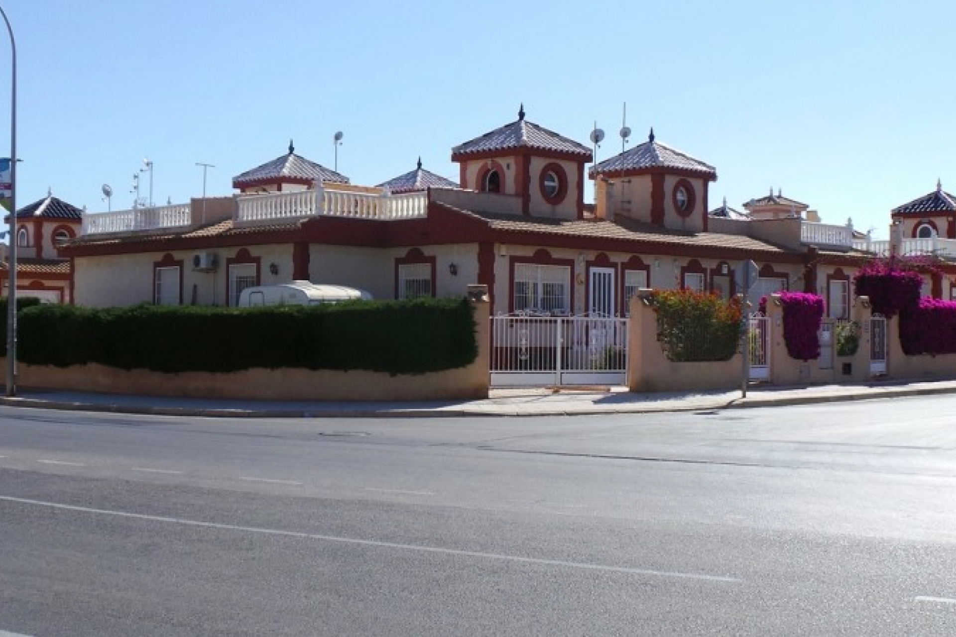 Cheap Bargain property for sale in Playa Flamenca Costa Blanca Spain