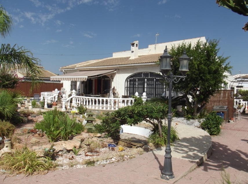 La Siesta Villa bargain property for sale Costa Blanca Spain