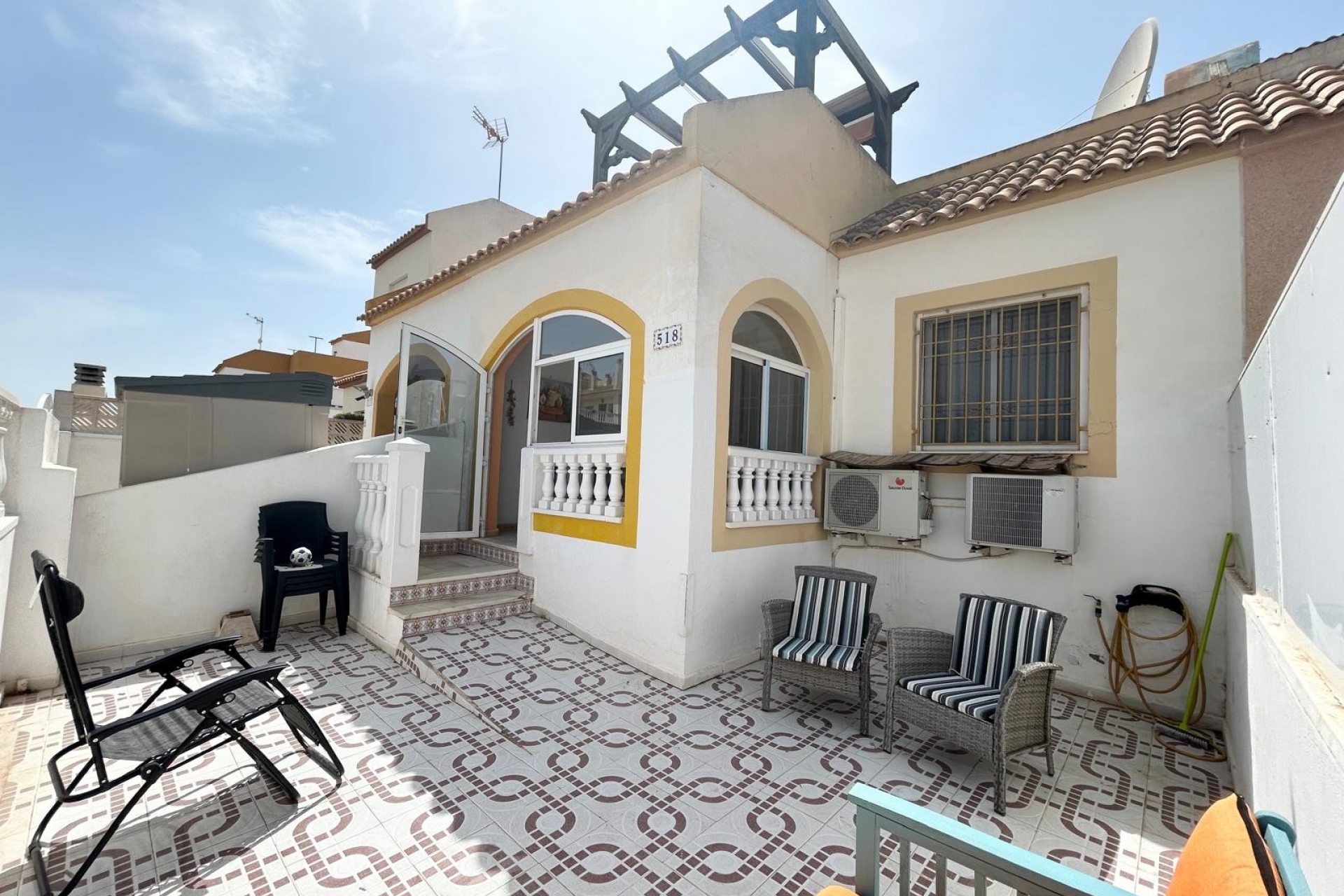 Property for sale - Bungalow for sale - Torrevieja - Altos del Limonar