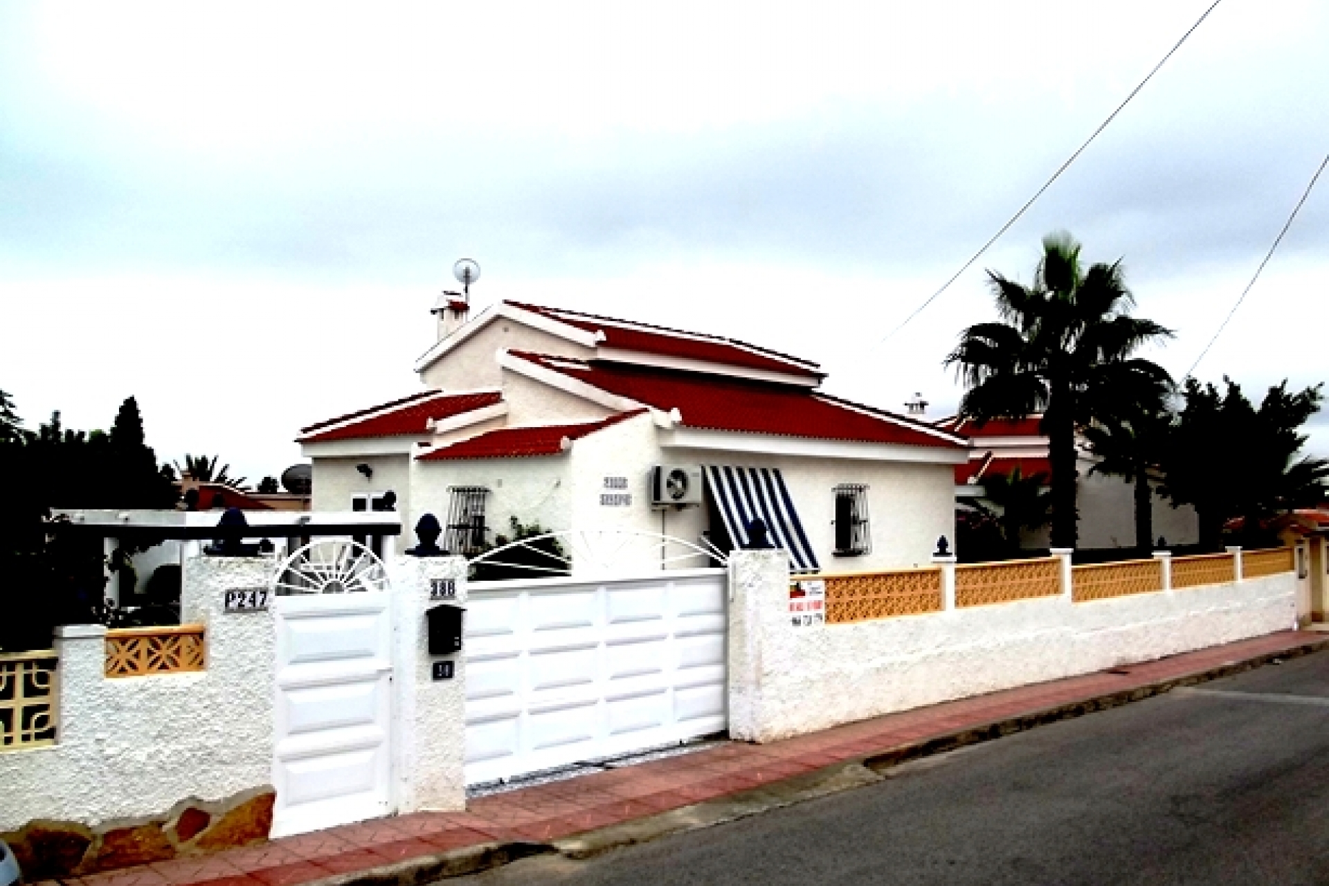 Property for sale in Ciudad Quesada, cheap, bargain property on Spains Orihuela Costa for sale.