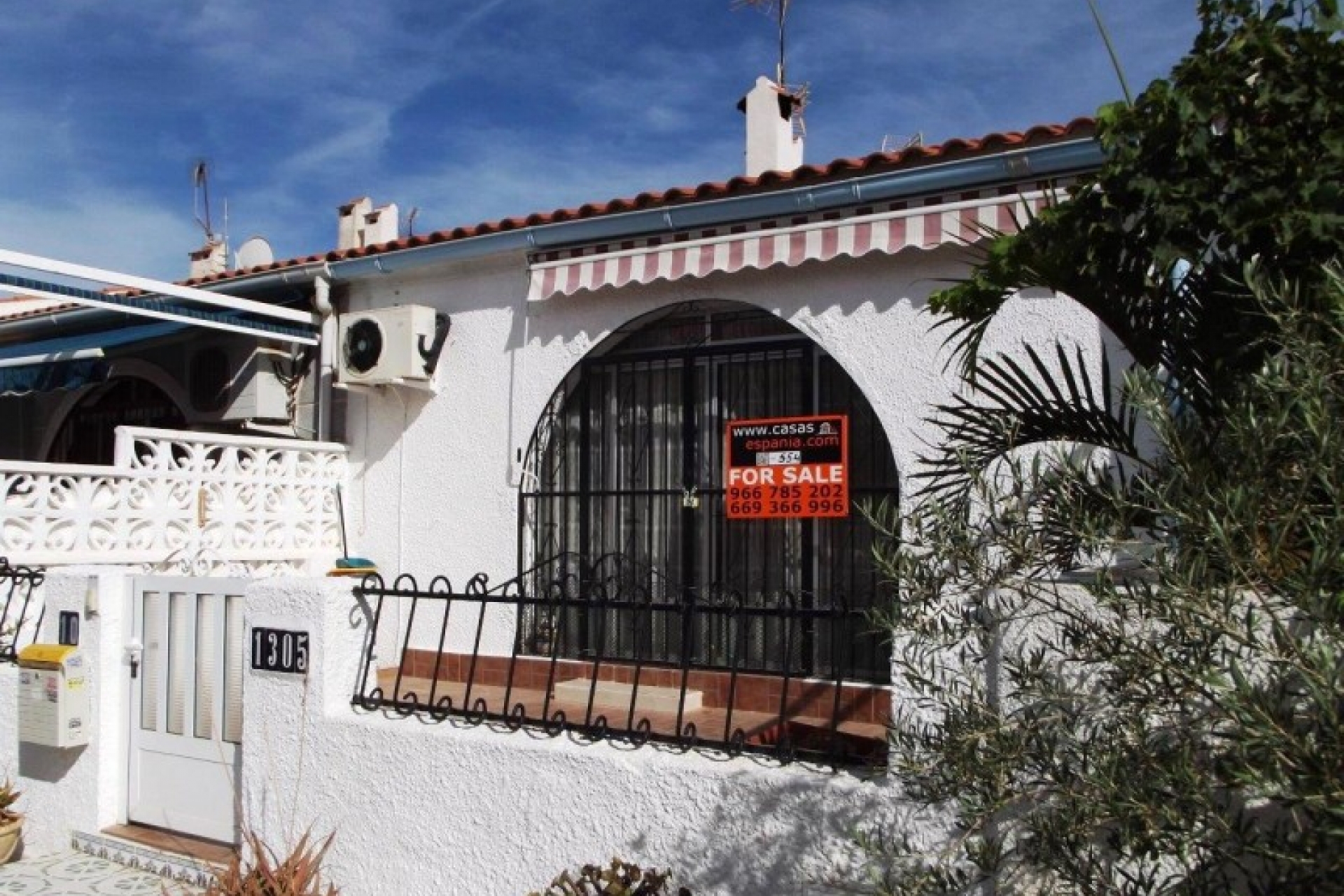 San Luis cheap bargain property Costa Blanca For Sale