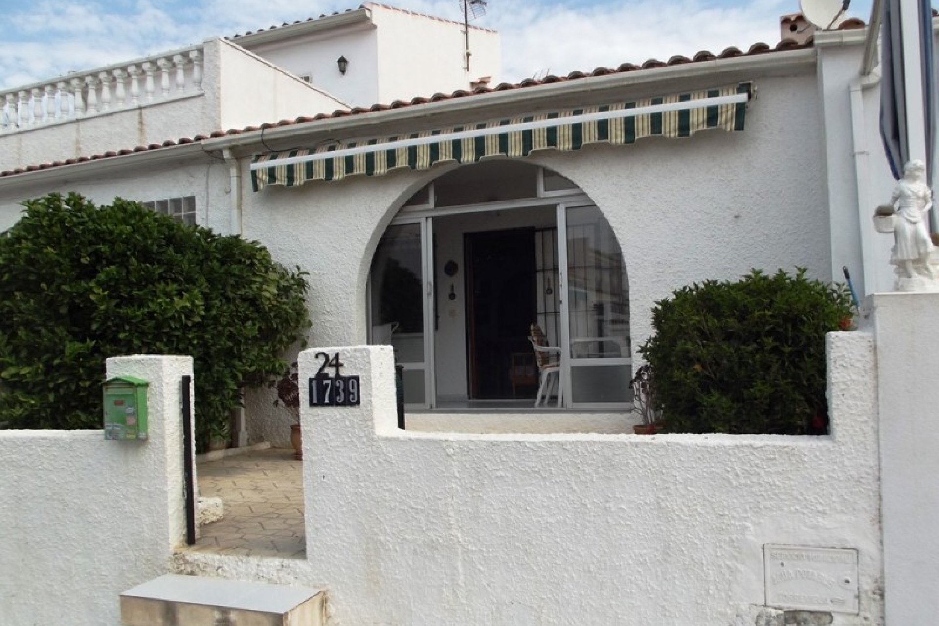 San Luis cheap bargain property for sale Costa Blanca 