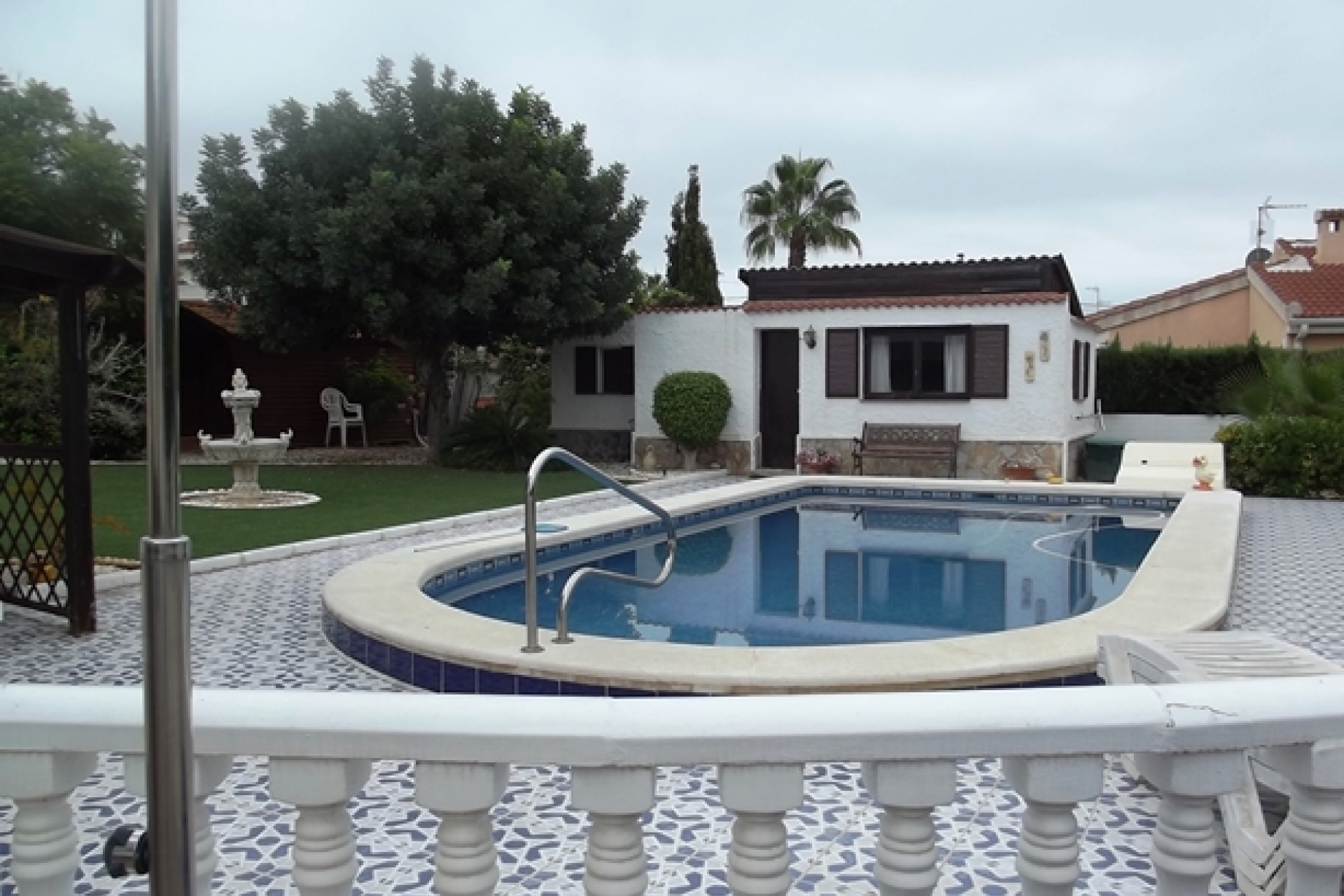 Spains Costa Blanca near Guardamar and Torrevieja, for sale in Ciudad Quesada, cheap, bargain property.