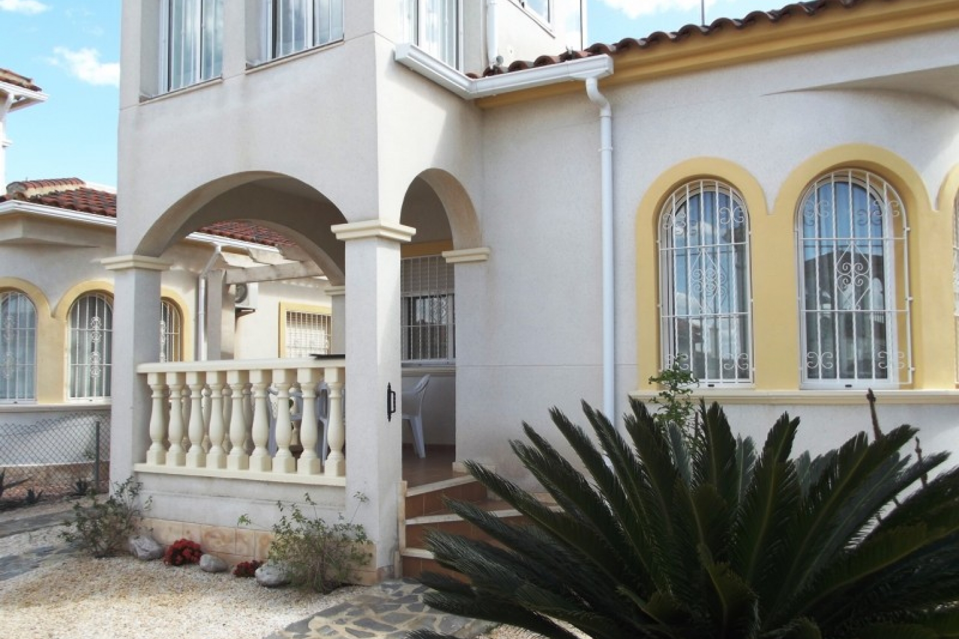 Villa for sale in benimar, cheap bargain property for sale, close to benijofar, guardamar and quesada, costa blanca,spain