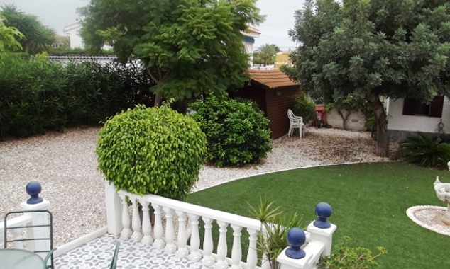 Near Guardamar and Torrevieja on Spains Costa Blanca cheap, bargain in Ciudad Quesada for sale.