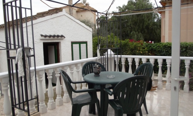 Cheap, property bargain for sale on Spains Orihuela Costa and Costa Blanca for sale near Orihuela.